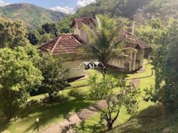 Casa à venda em Alberto Torres, Areal - RJ