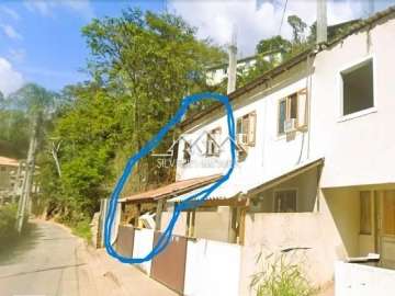 Casa à venda em Pedro do Rio, Petrópolis - RJ