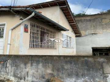 Casa à venda em Caxambú, Petrópolis - RJ
