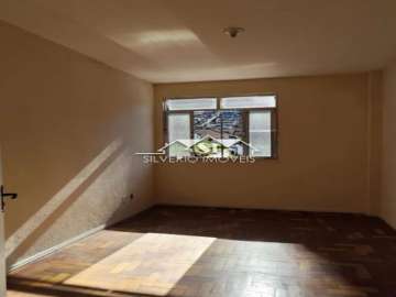 Apartamento para alugar em Mosela, Petrópolis - RJ