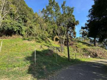 Terreno Residencial à venda em Cascatinha, Nova Friburgo - RJ