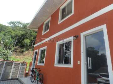 Casa à venda em Itaipava, Petrópolis - RJ