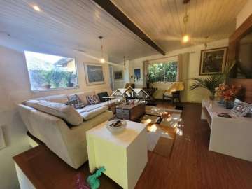 Casa à venda em Quitandinha, Petrópolis - RJ