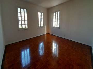 Apartamento à venda em Alto, Teresópolis - RJ