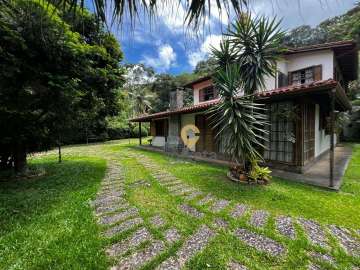 Casa à venda em Chácara Paraíso, Nova Friburgo - RJ
