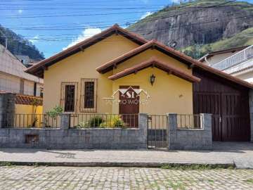 Casa à venda em Cascatinha, Petrópolis - RJ