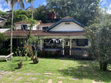 Casa à venda em Castelânea, Petrópolis - RJ