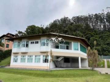 Casa à venda em Itaipava, Petrópolis - RJ