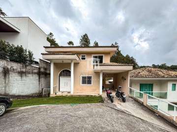 Casa à venda em Tijuca, Teresópolis - RJ
