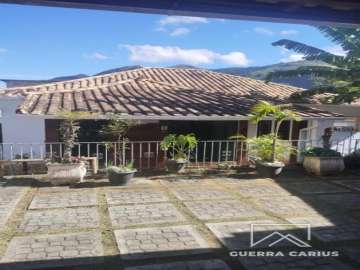 Casa à venda em Itamarati, Petrópolis - RJ