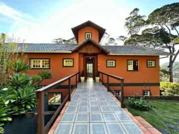Casa à venda em Carlos Guinle, Teresópolis - RJ