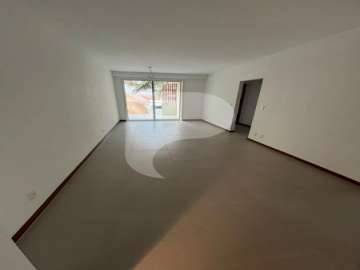 Apartamento à venda em Itaipava, Petrópolis - RJ