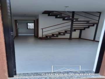 Apartamento à venda em Itaipava, Petrópolis - RJ