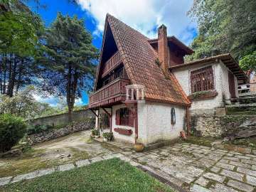 Casa à venda em Cascata dos Amores, Teresópolis - RJ