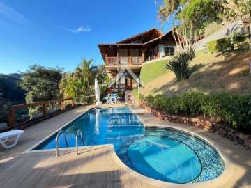 Casa à venda em Itaipava, Petrópolis - RJ