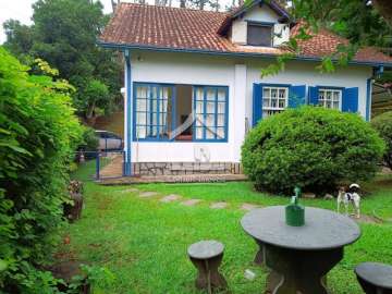 Casa à venda em Itaipava, Petrópolis - RJ