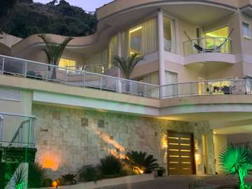 Casa à venda em Panorama, Teresópolis - RJ