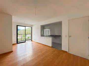 Apartamento à venda em Várzea, Teresópolis - RJ