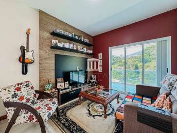 Apartamento à venda em Várzea, Teresópolis - RJ