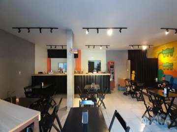 Loja para alugar em Bingen, Petrópolis - RJ