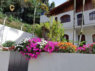 Apartamento à venda em Cascatinha, Nova Friburgo - RJ