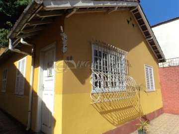 Casa à venda em Castelânea, Petrópolis - RJ