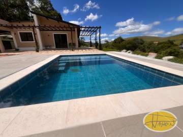 Casa à venda em Vale das Videiras, Paty do Alferes - RJ