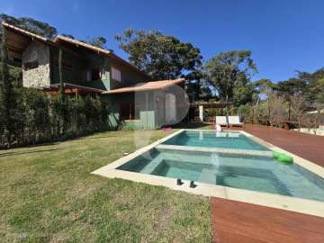 Casa à venda em Itaipava, Petrópolis - RJ