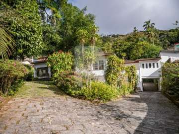 Casa à venda em Bingen, Petrópolis - RJ