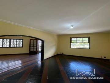 Casa à venda em Itamarati, Petrópolis - RJ