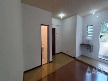 Kitnet / Conjugado para alugar em Bingen, Petrópolis - RJ