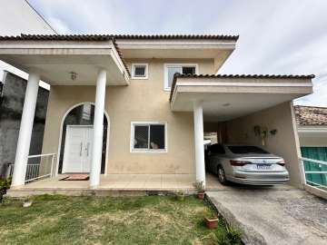 Casa à venda em Tijuca, Teresópolis - RJ