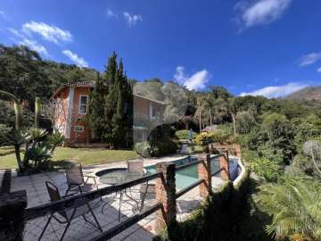 Casa à venda em Corrêas, Petrópolis - RJ