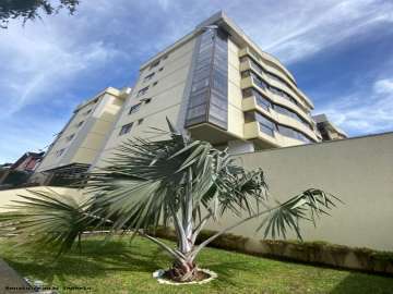 Cobertura à venda em Alto, Teresópolis - RJ