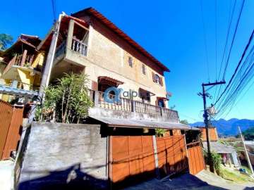 Casa à venda em Quitandinha, Petrópolis - RJ