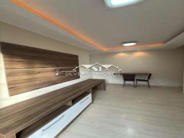 Apartamento à venda em Quarteirão Ingelheim, Petrópolis - RJ