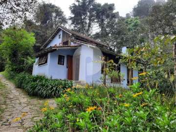 Casa à venda em Fazenda Inglesa, Petrópolis - RJ