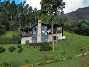 Casa à venda em Samambaia, Petrópolis - RJ