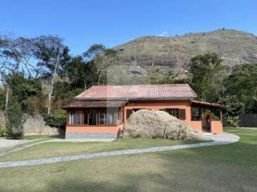 Casa à venda em Araras, Petrópolis - RJ