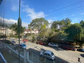 Apartamento à venda em Alto, Teresópolis - RJ