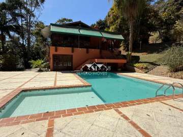 Fazenda / Sítio à venda em Itaipava, Petrópolis - RJ