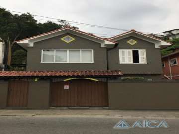 Casa à venda em Castelânea, Petrópolis - RJ