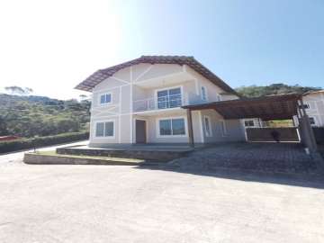 Casa à venda em Vargem Grande, Teresópolis - RJ