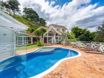 Casa à venda em Nogueira, Petrópolis - RJ