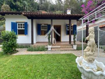 Casa à venda em Itaipava, Petrópolis - RJ