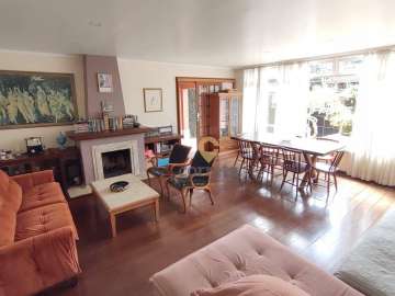 Casa à venda em Vale dos Pinheiros, Nova Friburgo - RJ