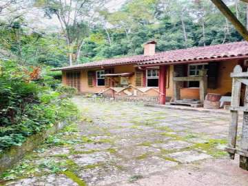 Fazenda / Sítio à venda em Alto, Nova Friburgo - RJ