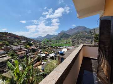 Casa para alugar em Estrada da Saudade, Petrópolis - RJ