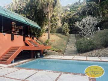 Casa à venda em Itaipava, Petrópolis - RJ