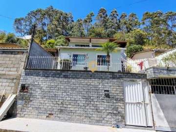 Casa à venda em Parque Maria Teresa, Nova Friburgo - RJ